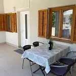 Appartamento Nuka - One Bedroom With Terrace *