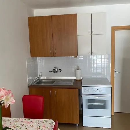 Nuka - One Bedroom With Terrace Lägenhet *