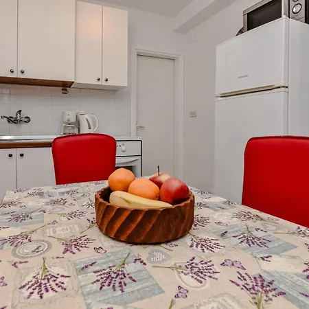 Nuka - One Bedroom With Terrace Apartamento *