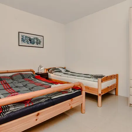 Nuka - One Bedroom With Terrace * Vir