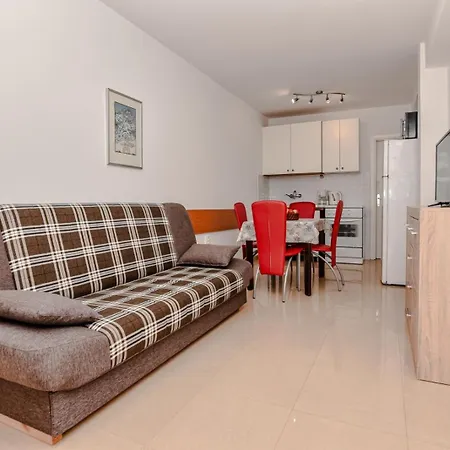 Apartamento Nuka - One Bedroom With Terrace *