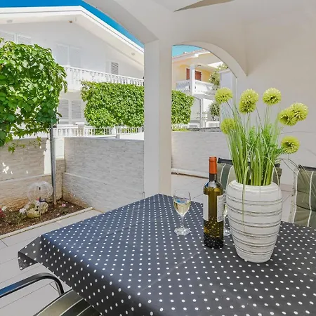 Nuka - One Bedroom With Terrace *